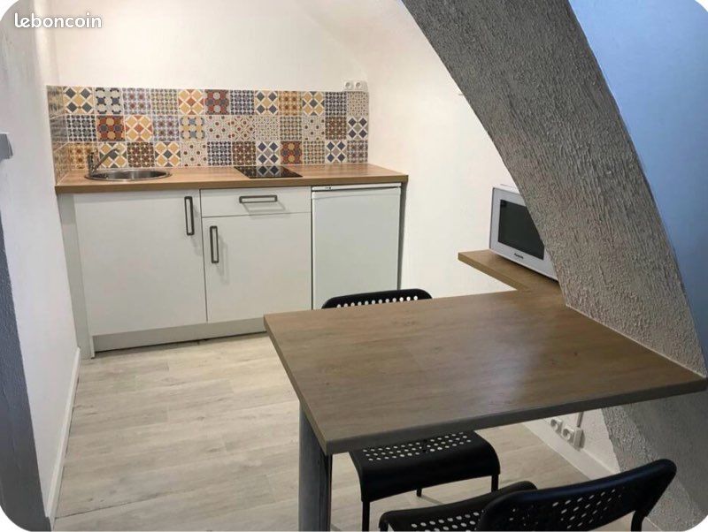 Appartement 1 pièce 23 m² · à Laval · 23 m² · 390 €/mois