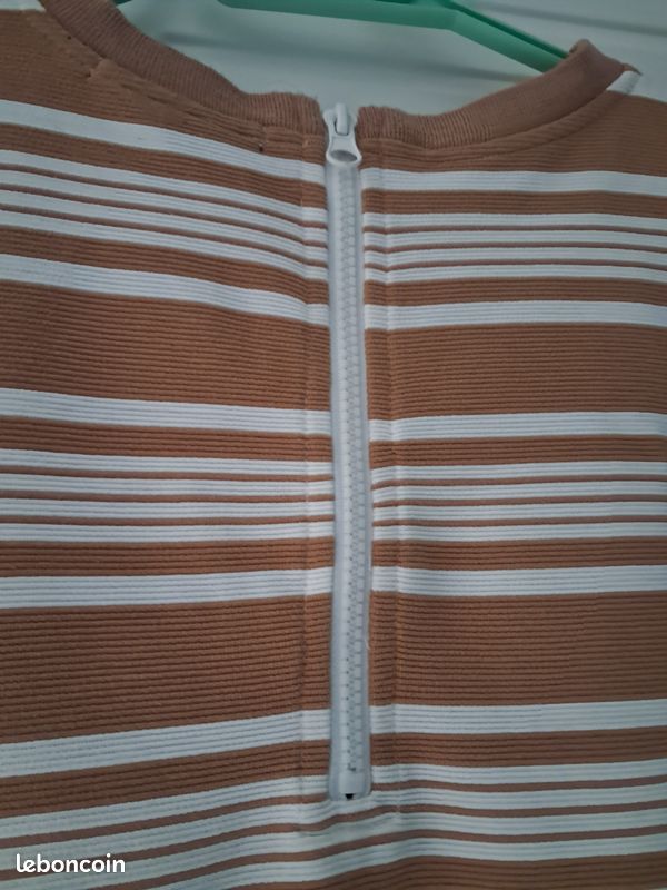 Jolie robe à rayure caramel et blanche (image 8)