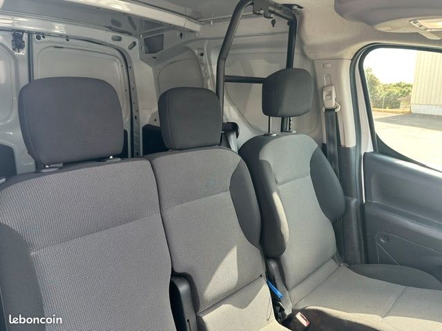Peugeot PARTNER L1 1.6 VTI 98CH PREMIUM PACK DISTRIBUTION NEUVE (image 8)