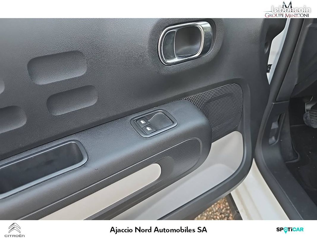 CITROEN C3 PureTech 83 ch BVM5 You (image 12)