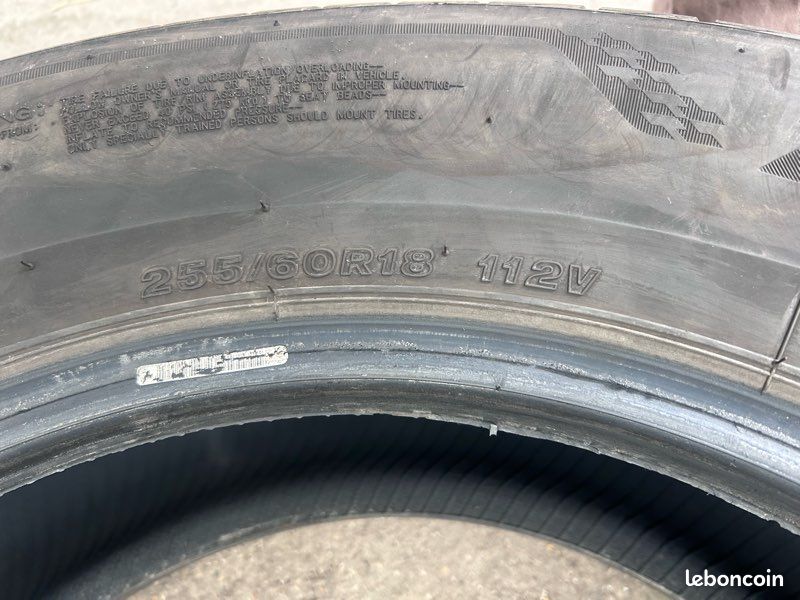 4 pneus été en 255 60 18 112V (image 3)