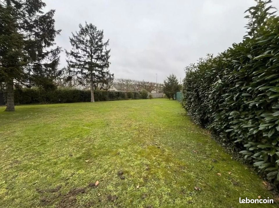 Terrain 1 100 m² Vert Le Petit · à Vert-le-Petit · 250 000 €