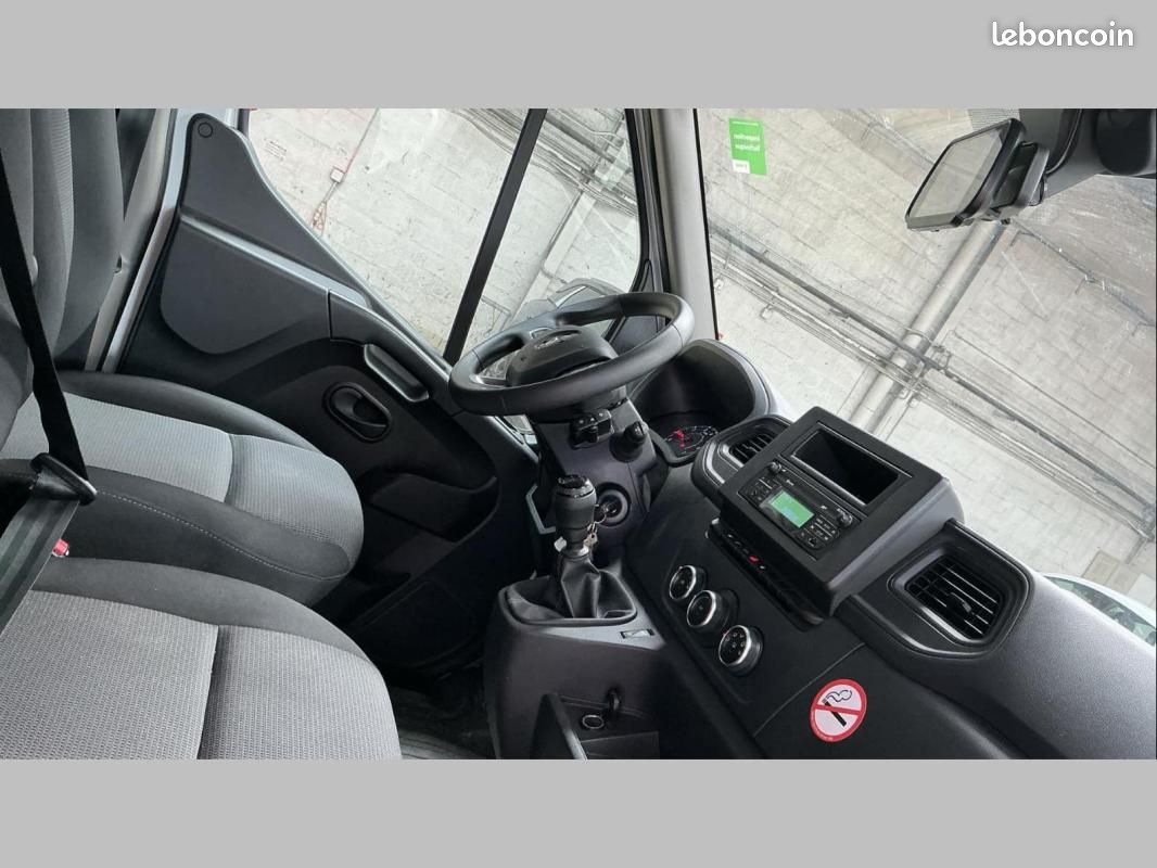 Renault Master PLANCHER CABINE PHC TRAC F3500 L3H1 BLUE DCI 145 EURO VI CONFORT (image 4)