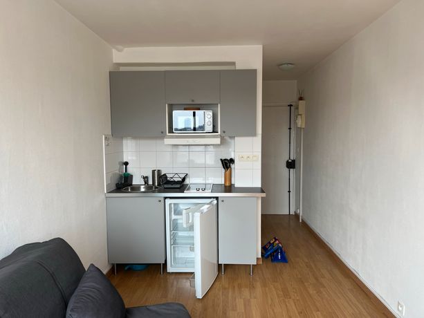 Appartement a louer paris-18e-arrondissement - 1 pièce(s) - 16 m2 - Surfyn