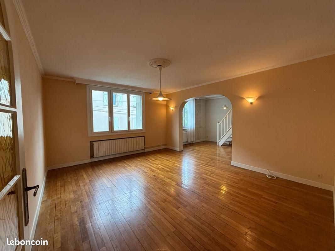 Appartement 4 pièces 95 m² · à Figeac · 95 m² · 173 440 €