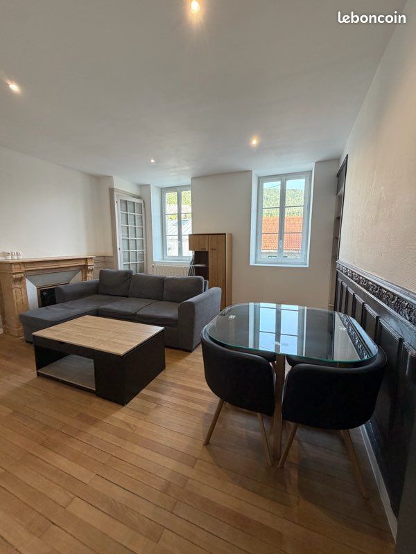 Appartement 2 pièces 58 m² · à Saint-Claude · 58 m² · 650 €
