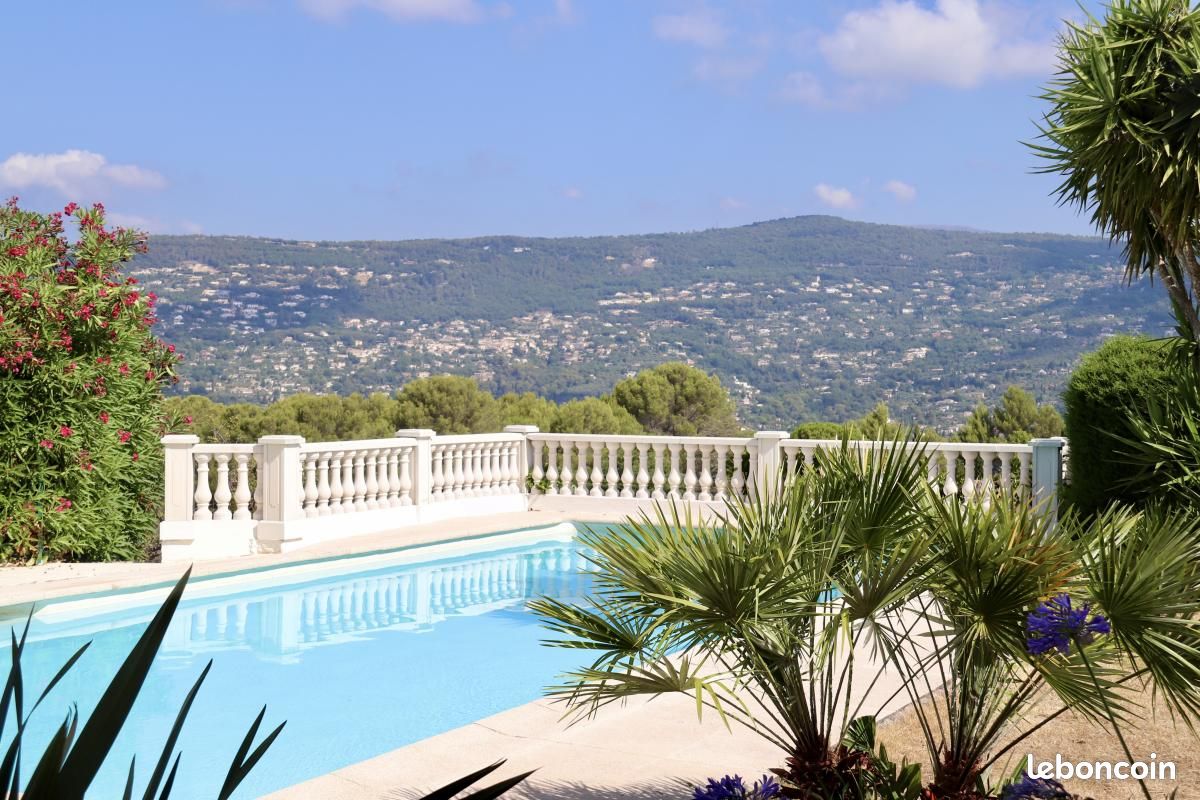 Maison 6 pièces 205 m² · à Peymeinade · 205 m² · 850 000 €