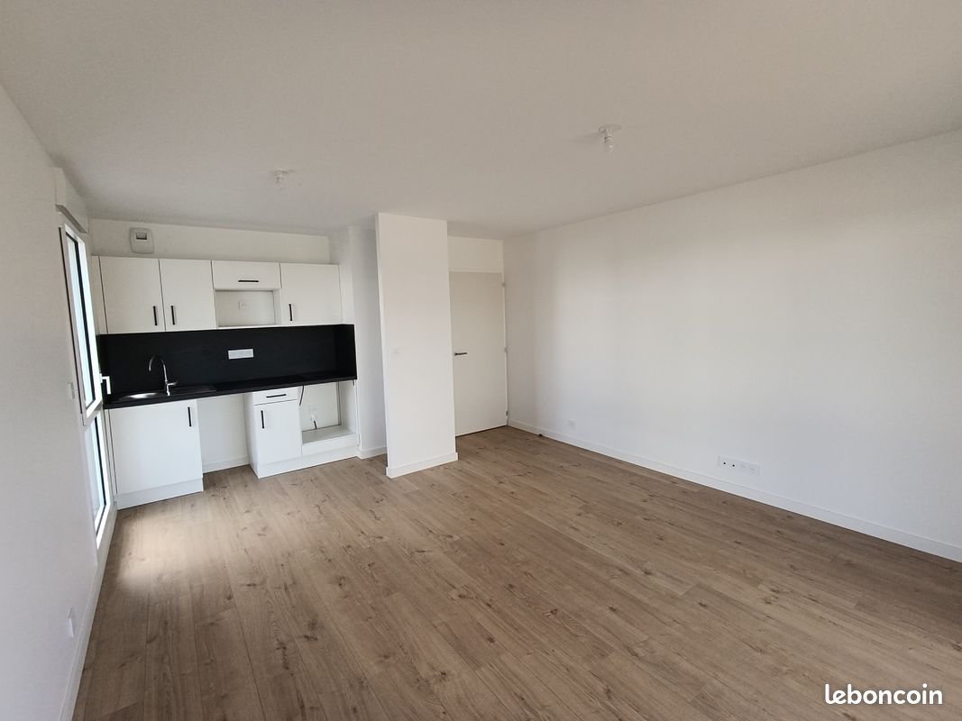 Appartement 2 pièces 45 m² · à Saint-Avé · 45 m² · 618 €/mois