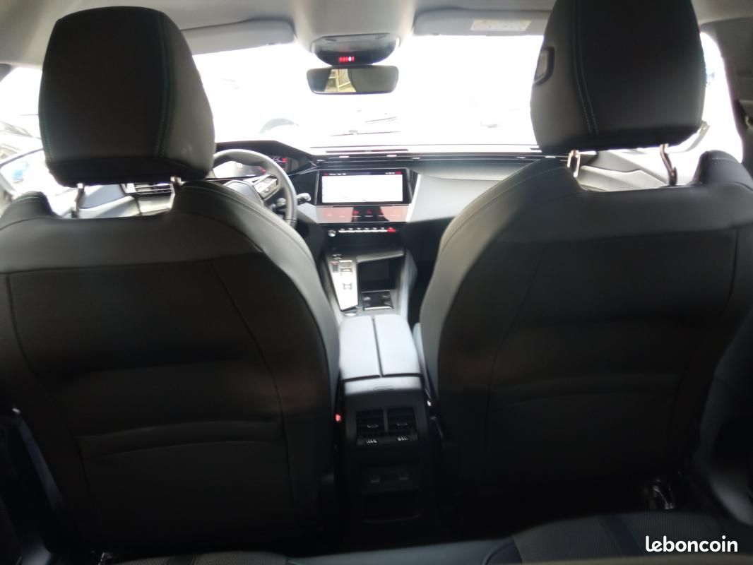 Peugeot 308 SW BlueHDi 130ch S&S EAT8 Allure (image 6)