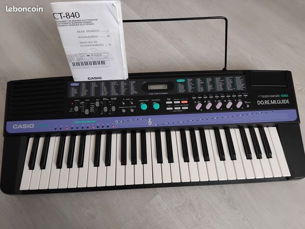 Piano Synthé Casio CT-840 – 49 touches – DO-RE-MI Très bon