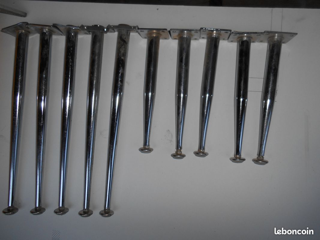 Pieds de table (image 1)