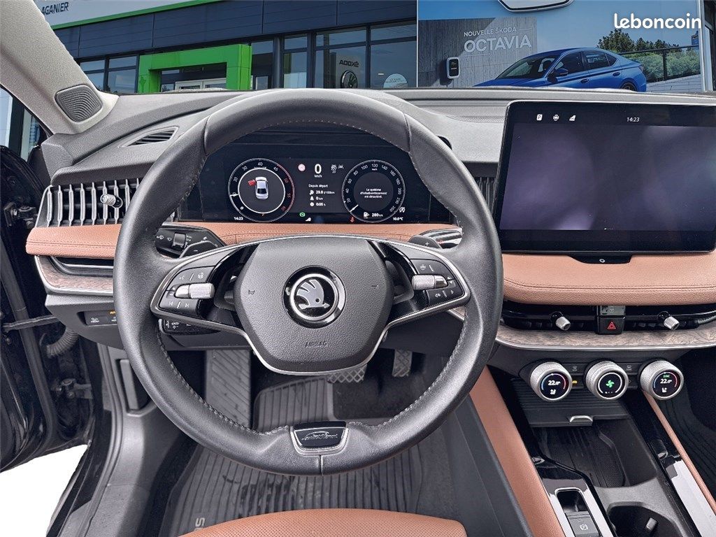 Skoda Superb IV BERLINE 2.0 TDI 150 CH SCR DSG7 Laurin & Klement (image 19)