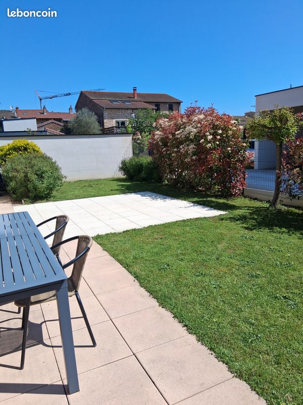 Maison 5 pièces 104 m² · à Mâcon · 104 m² · 299 000 €