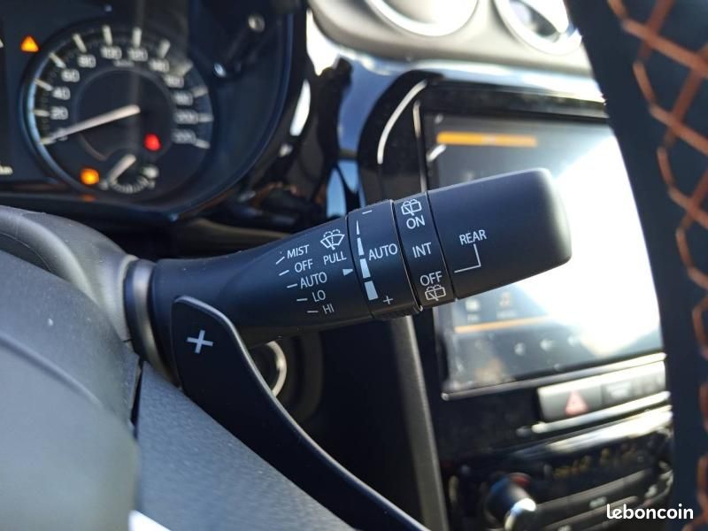 Suzuki Vitara 1.4 Boosterjet Hybrid 110ch Xplore Auto (image 25)