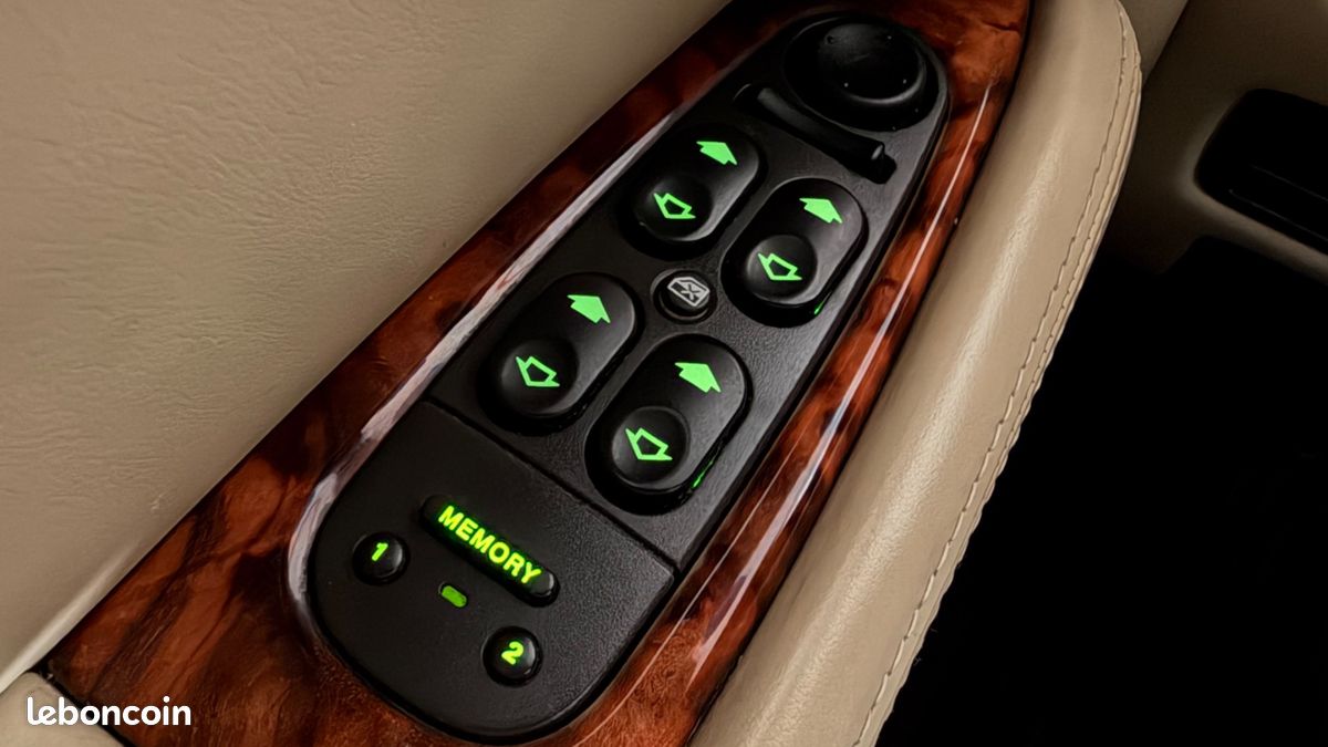 JAGUAR S-TYPE 2.7 D 205 LUXURY BVa (image 30)