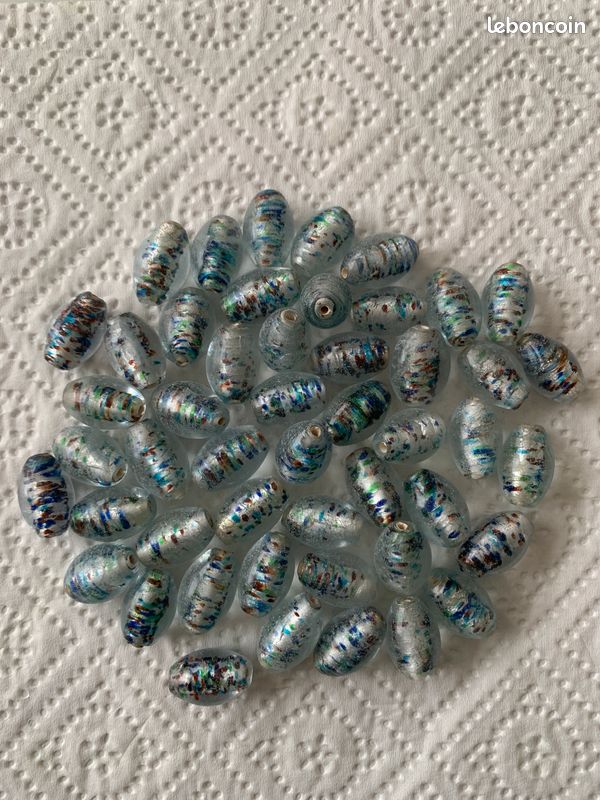 Lot De 300 Perles En Verre Anciennes - Forme Olive, Bleu Pastel, 7 X 5 Mm, Vintage, Fabriqué En France