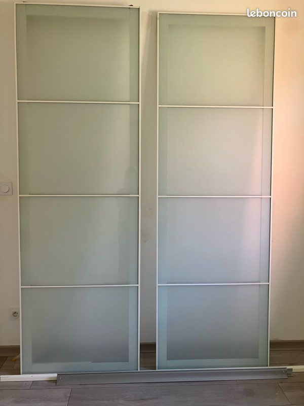 Porte placard pax (image 1)