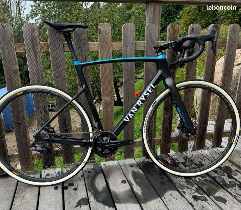 Vélo de cyclo-cross Gravel Van Rysel RCX team AG2R Van Rysel