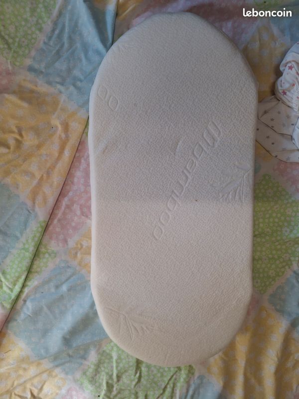 Matelas nacelle , draps, alèse (image 2)