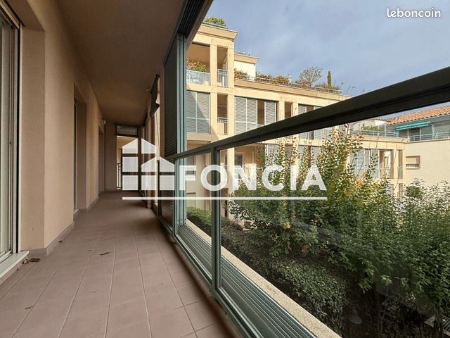 Appartement 3 pièces 97 m² · à Nîmes · 97 m² · 1 300 €/mois