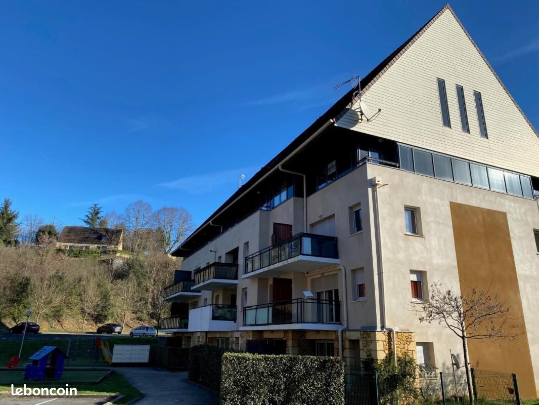 Appartement 2 pièces 34 m² · à Sarlat-la-Canéda · 34 m² · 490 €/mois