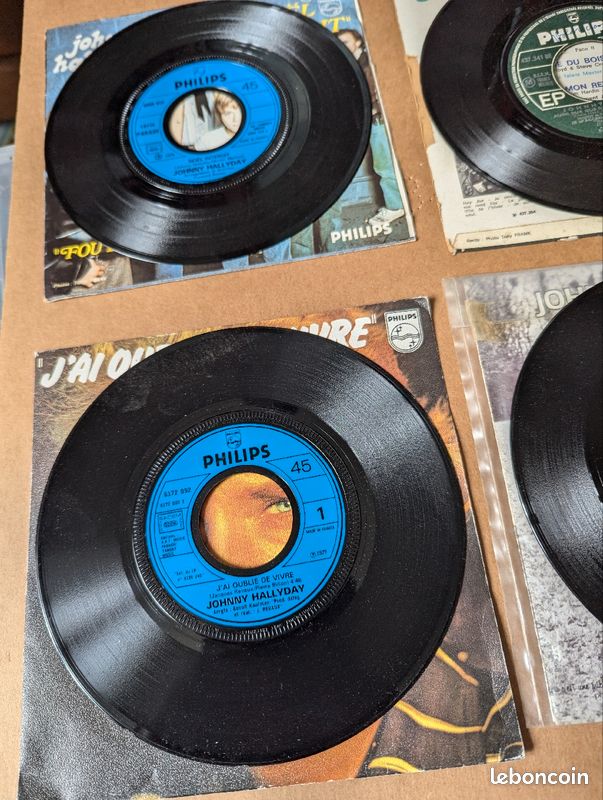 Disques 45 tours JOHNNY HALLYDAY lot 2 (image 5)