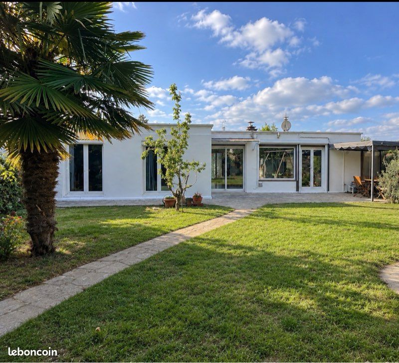 Maison 7 pièces 140 m² · à Ozoir-la-Ferrière · 140 m² · 399 000 €