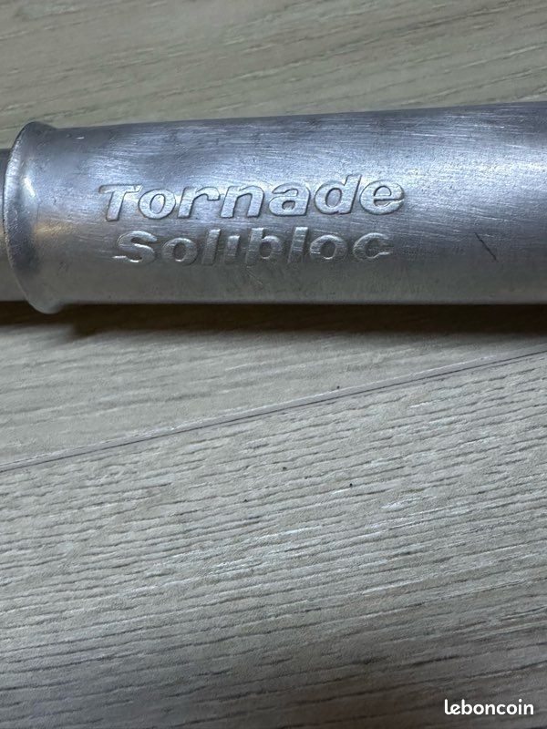 Pompe à vélo tornade aluminium 40 cm vintage