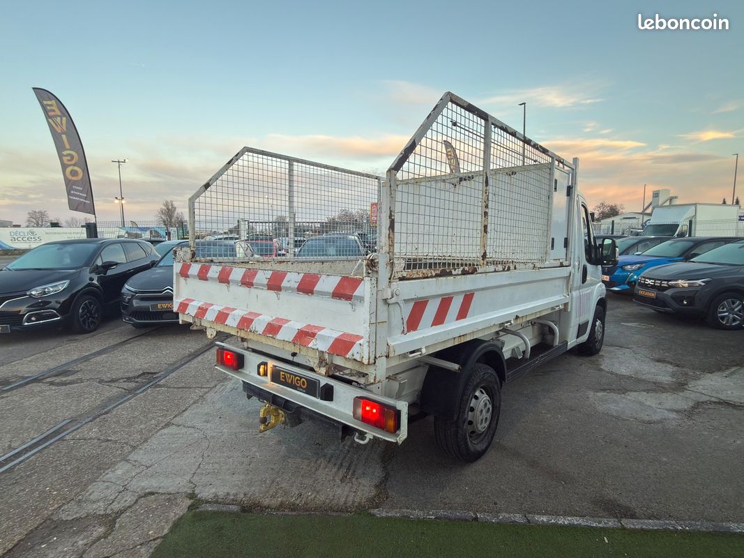 Fiat ducato vu 2.3 mjt - 130ch - caméra de recul - benne articulee - faible kilometrage - attelage (image 6)