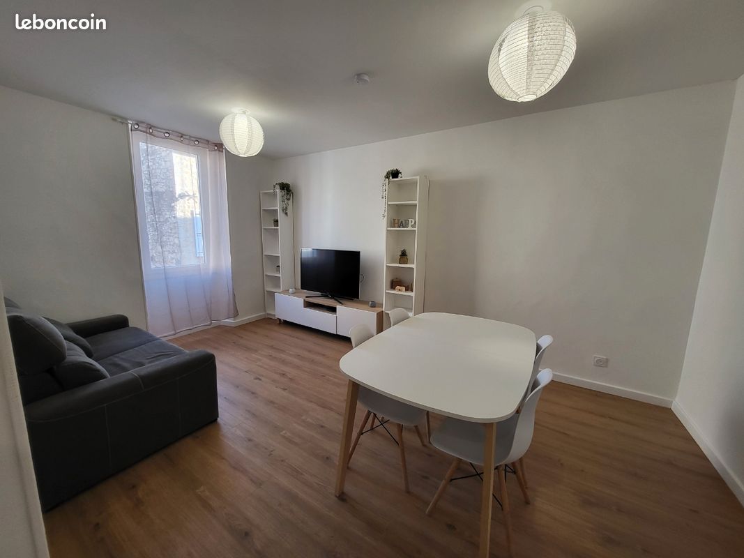 Appartement 2 pièces 33 m² · à Bourg-Saint-Andéol · 33 m² · 650 €