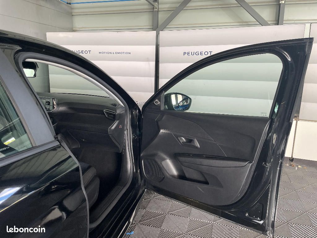 Peugeot 208 PURETECH 75 S&S BVM5 LIKE (image 18)