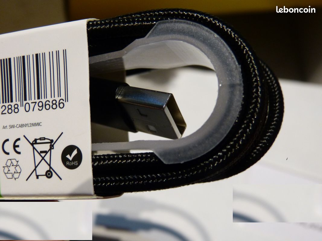 Cable de charge 2 metres android smartphone tablets voir embouts (image 1)