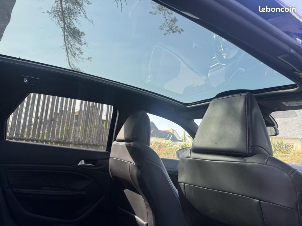 Peugeot 308 SW GT 2.0 BLUEHDI 180 EAT8 (image 7)