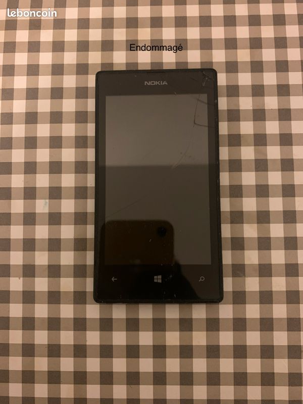 Lot de smartphone + chargeur iPhone 6 (image 2)