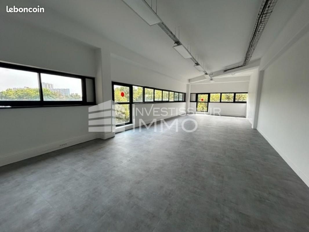 Bureaux 200 m² (image 1)