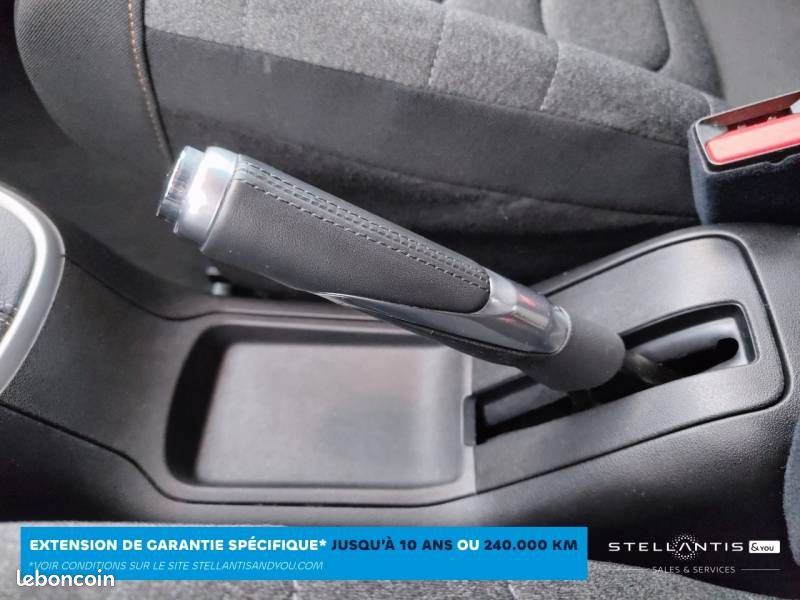 Citroën C3 BlueHDi 100 S&S BVM6 Shine Pack (image 18)