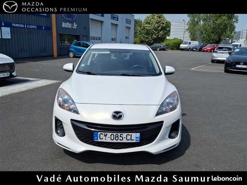 Mazda 3 2.2L MZR-CD DYNAMIQUE (image 2)