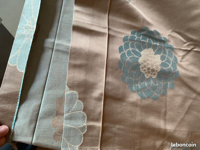 Lot de rideaux MADURA Gris / Taupe & Fleurs bleues turquoise (image 11)