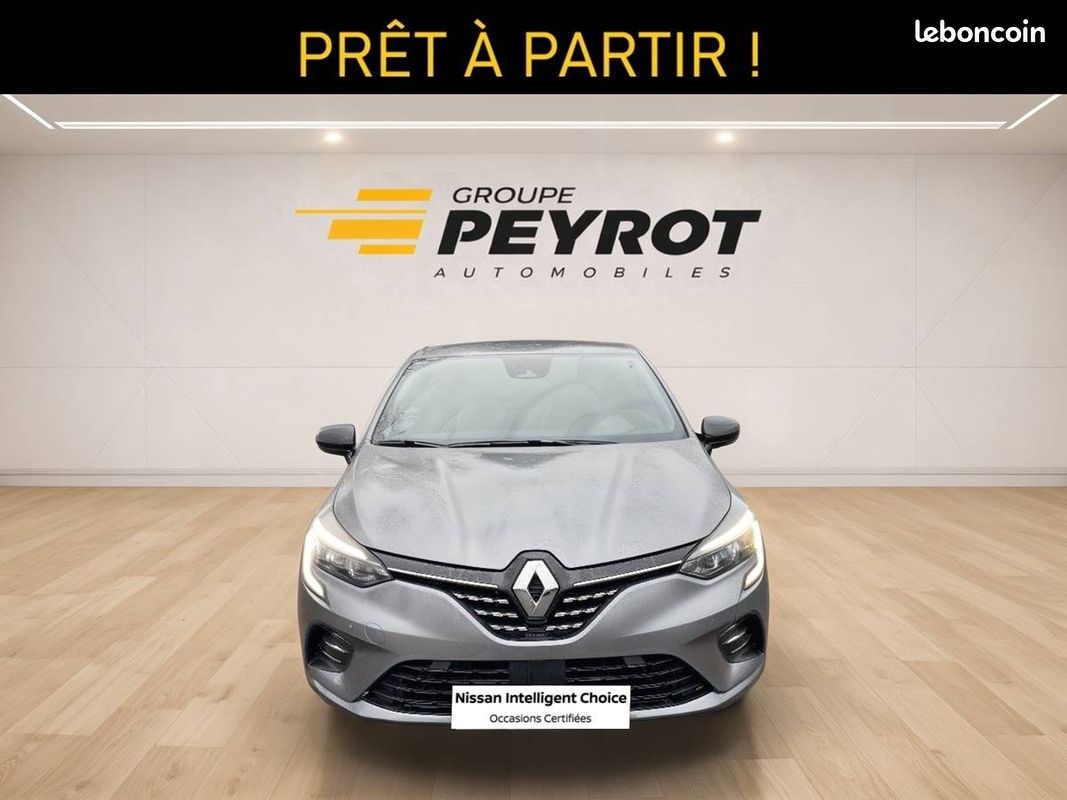 RENAULT Clio E-Tech full hybrid 145 Techno (image 2)