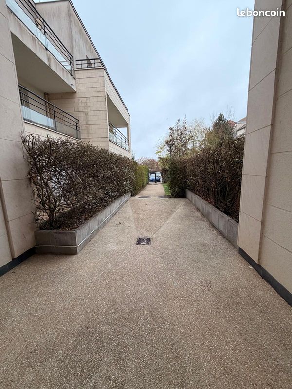 Appartement a louer montigny-le-bretonneux - 1 pièce(s) - 32 m2 - Surfyn