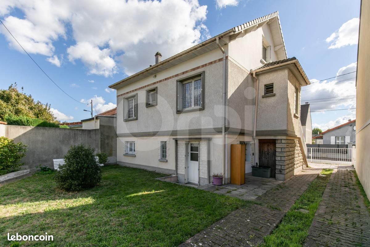 Maison 5 pièces 153 m² · à Noisy-le-Grand · 153 m² · 345 000 €