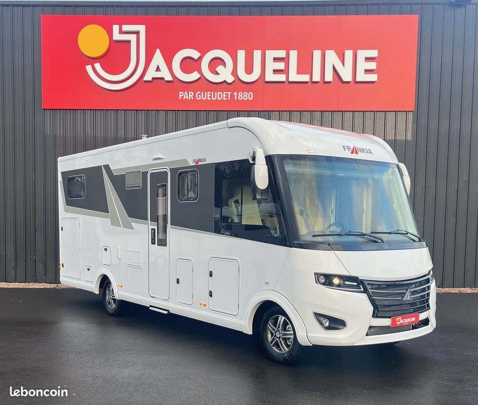 NEUF Integral Frankia I 740 GD / Pl 4500 kg / Lits Jumeaux+ Lit Pavillon / 180 CV BVA / PROMO (image 1)