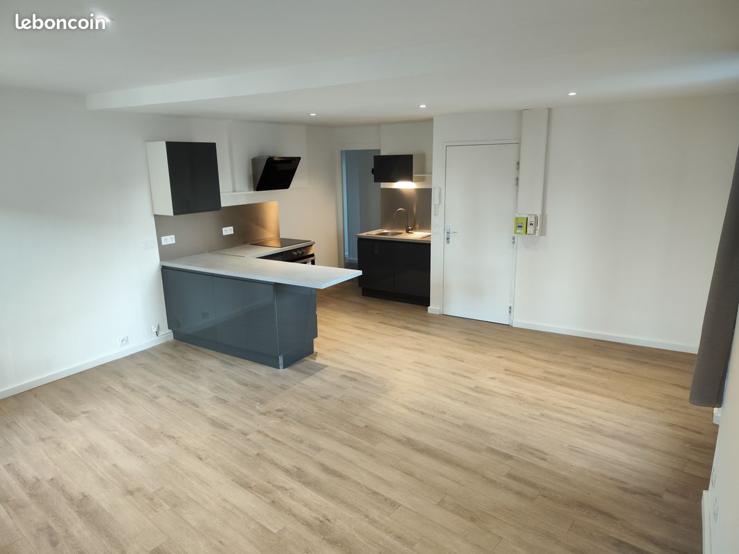 Appartement 3 pièces 58 m² · à Candé · 58 m² · 580 €/mois
