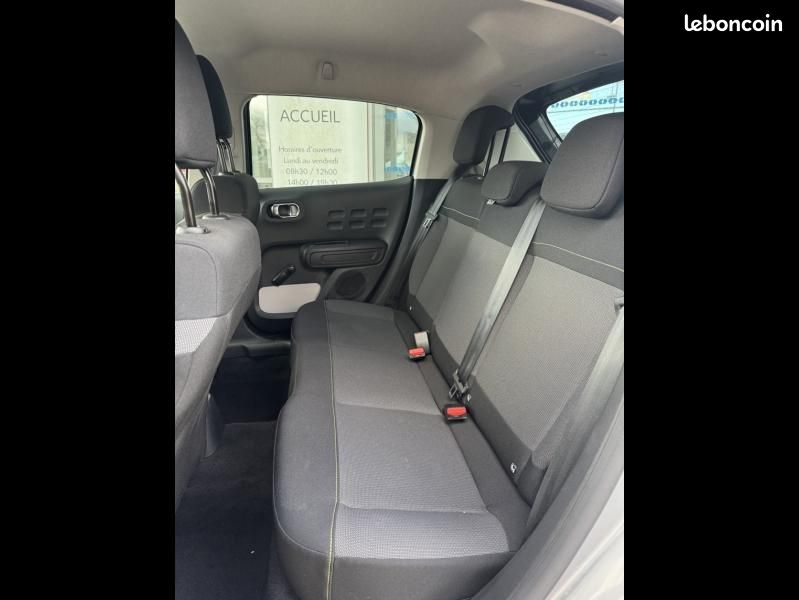 Citroen C3 1.2 PureTech 110ch S&S C-Series 120-121g (image 17)