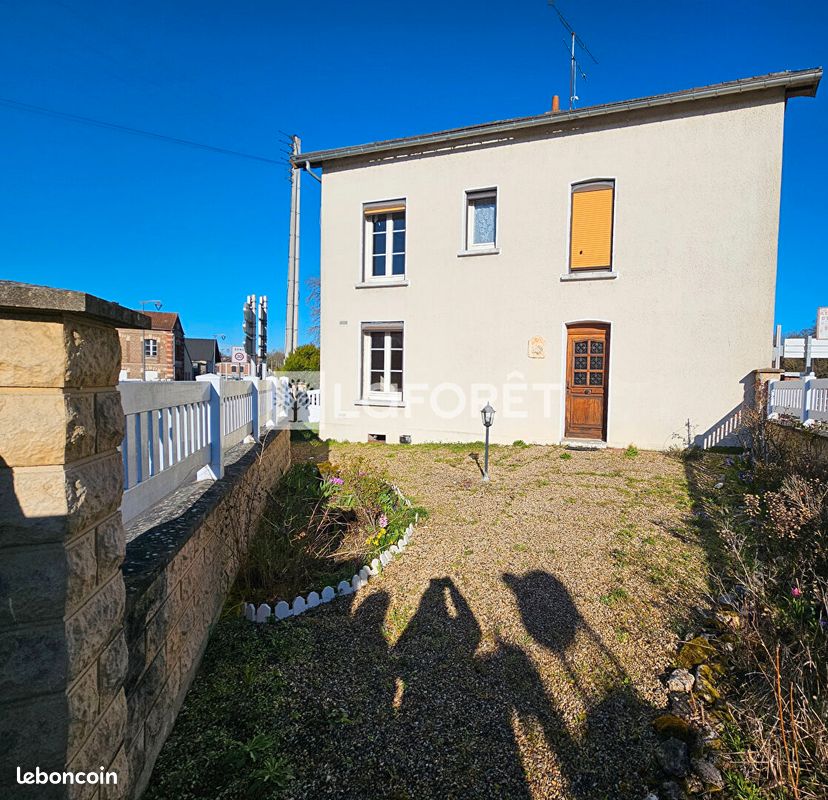 Maison 6 pièces 107 m² · à Bury · 107 m² · 148 500 €