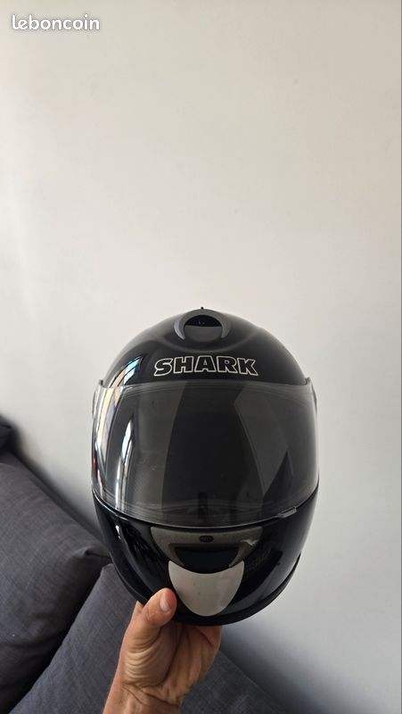Casque intégral SHARK noir brillant – Taille XS – Très bon état (image 2)