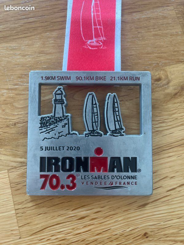 Medaille ironman sable d’olonne (image 1)