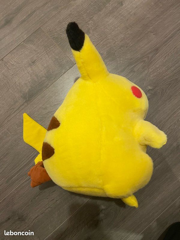 Peluche Pikachu (image 4)