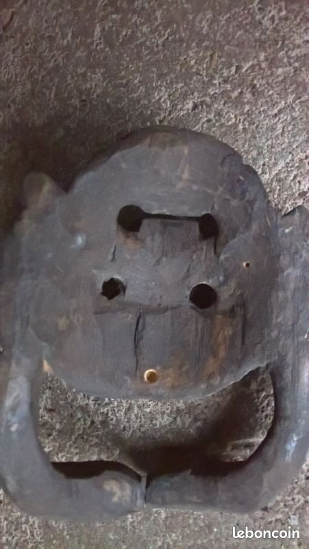 Masque en bois , artisanat art africain (image 6)