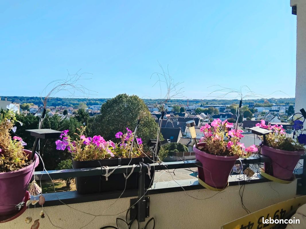 Appartement 3 pièces 64 m² · aux Clayes-sous-Bois · 64 m² · 170 000 €